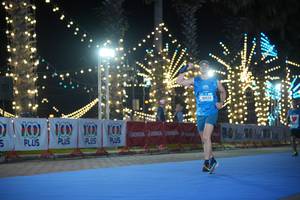 BIB: 1229, 100, 40533
                            <button type="button" onclick="openModal(21538089)" class="btn btn-primary btn-sm float-right btn-popup" data-toggle="modal" data-target=".modal-high-quality">
                        <i class="fas fa-shopping-cart"></i> Add to Cart
                    </button>
                                            <button type="button" onclick="isThisMe(21538089, true)" class="btn btn-success btn-sm float-right btn-popup btn-isme hidden" data-toggle="tooltip" data-placement="bottom" title="นี่คือรูปของคุณใช่ไหม คลิกที่นี่เพื่อเอาเข้าอัลบั้ม">
                        <i class="fas fa-plus"></i> Add to album
                    </button>
                    <button type="button" onclick="isThisMe(21538089, false)" class="btn btn-warning btn-sm float-right btn-popup btn-isnotme hidden">
                        <i class="fas fa-ban"></i> Remove from album
                    </button>